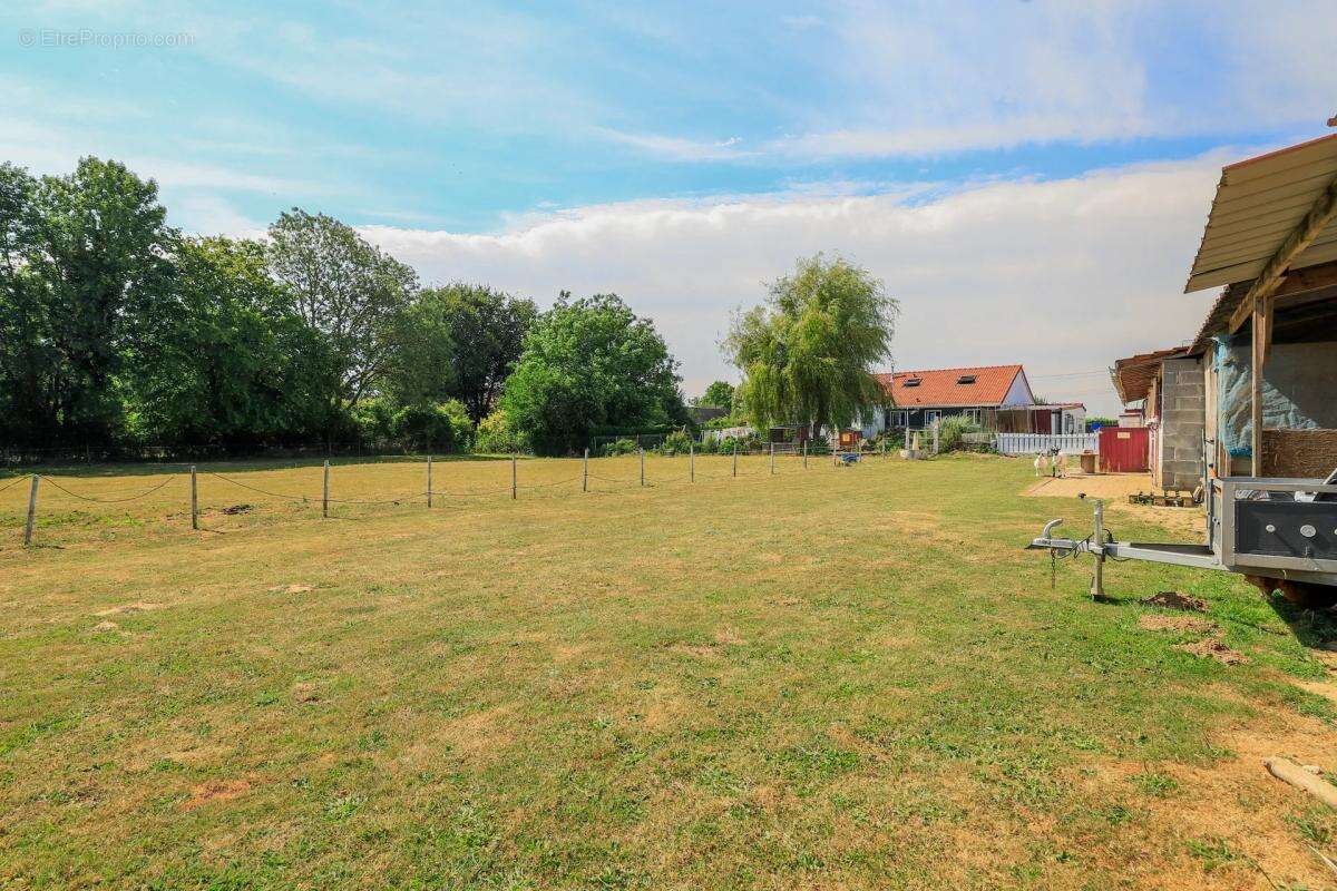 Maison de 6 pièces de 168 m² à Saint-Maulvis - photo 21