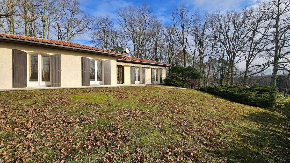 Maison à FARGUES-SAINT-HILAIRE