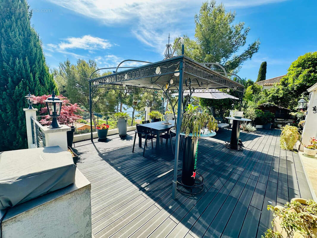 Maison à SAINT-MANDRIER-SUR-MER