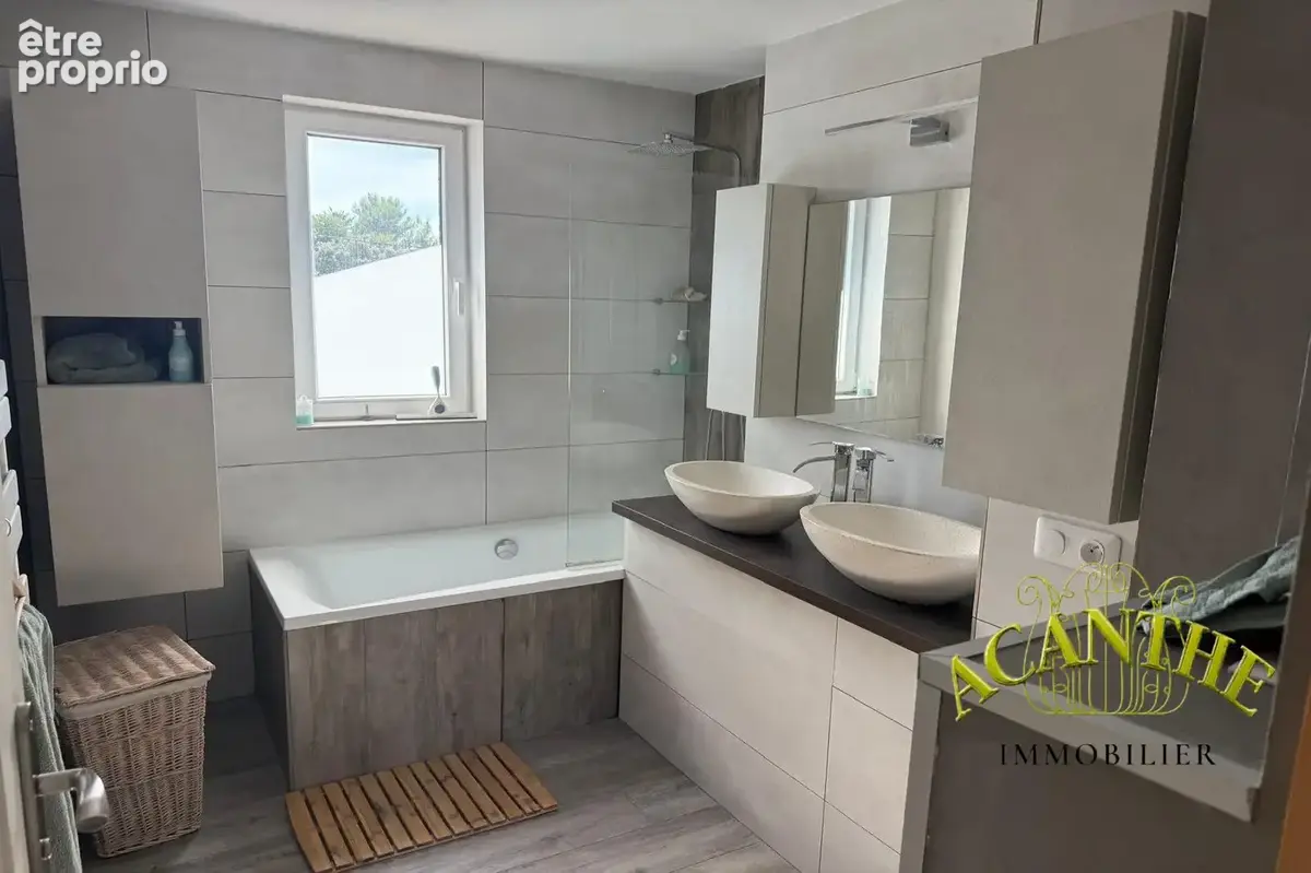 Maison 95 m² à Castries  - photo 4