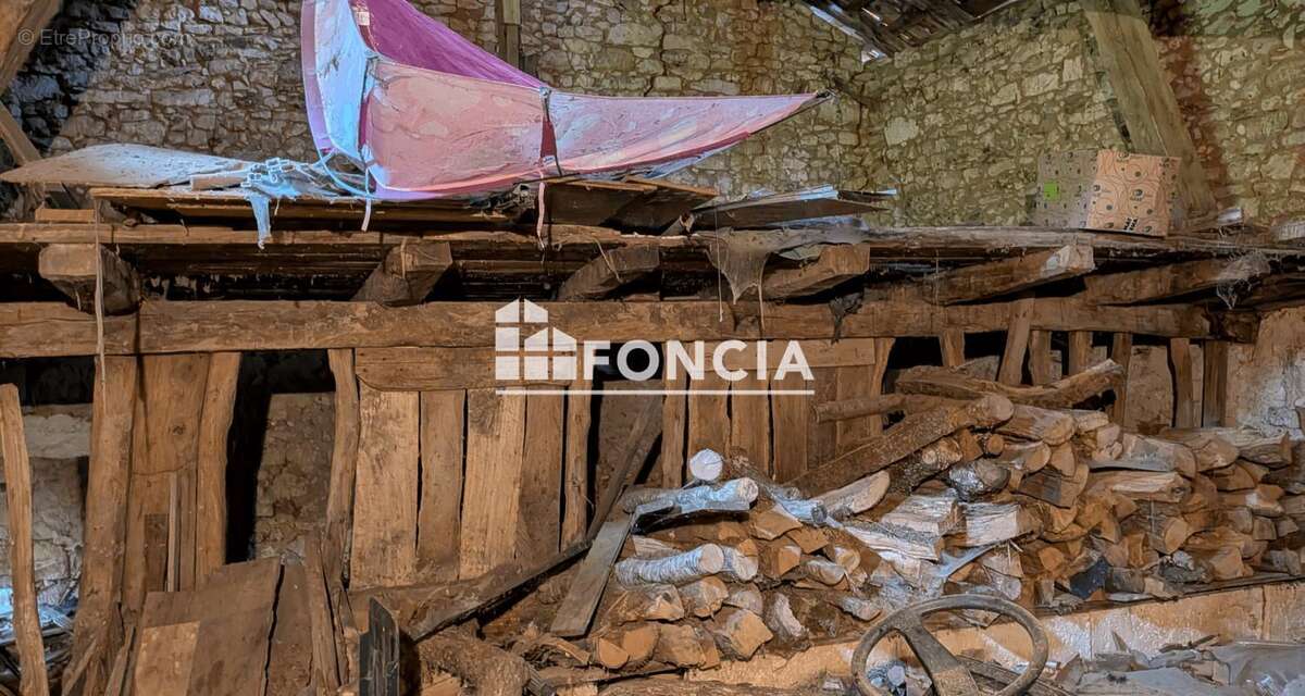 Maison à LA CHAPELLE-FAUCHER