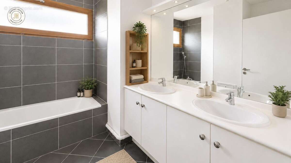 Appartement 102 m² à Saint-Priest  - photo 9