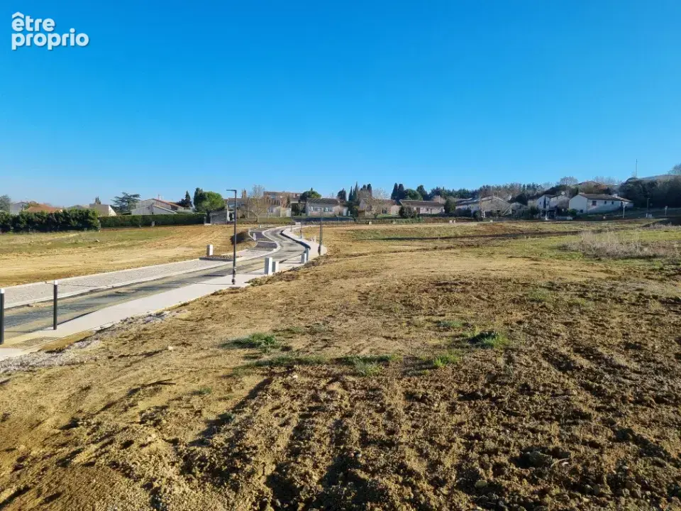 Terrain à SALLES-SUR-L'HERS