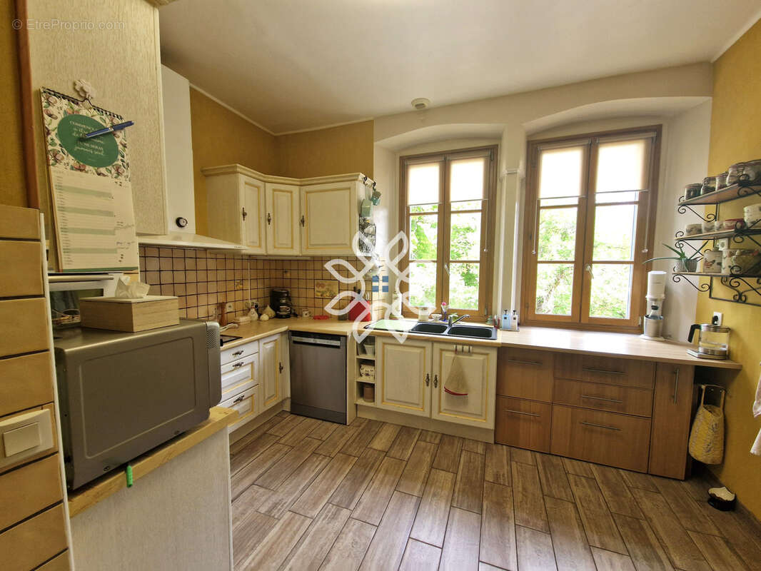Maison à BOURNONCLE-SAINT-PIERRE