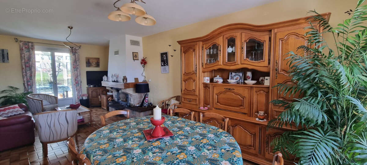 Maison à VITRY-EN-CHAROLLAIS