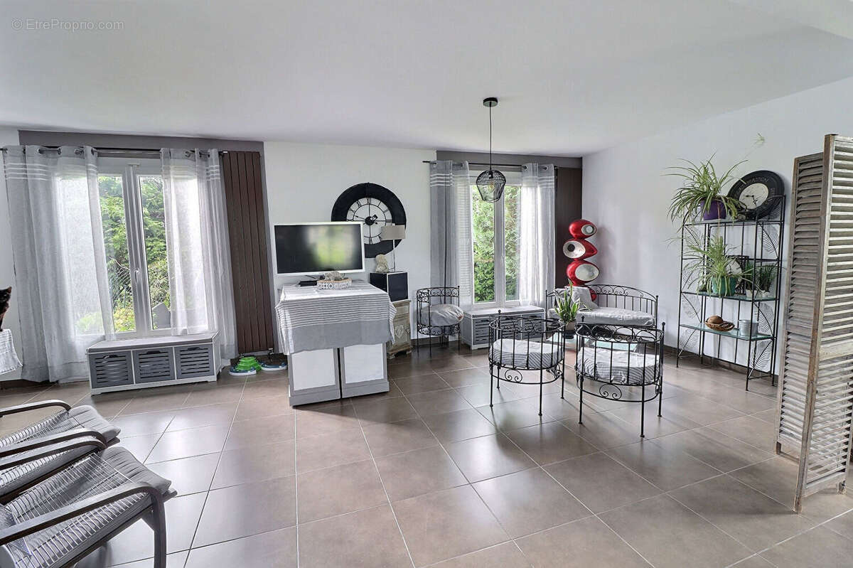 Maison 6 pièces 135 m2 - photo 6
