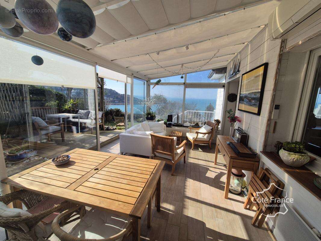 Maison à FERMANVILLE