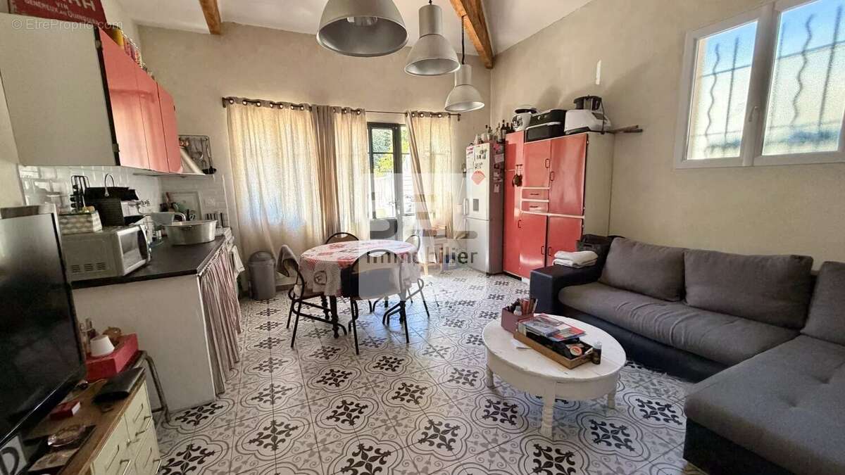 Maison à ARAMON