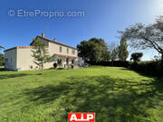 Maison à SAINT-MESMIN