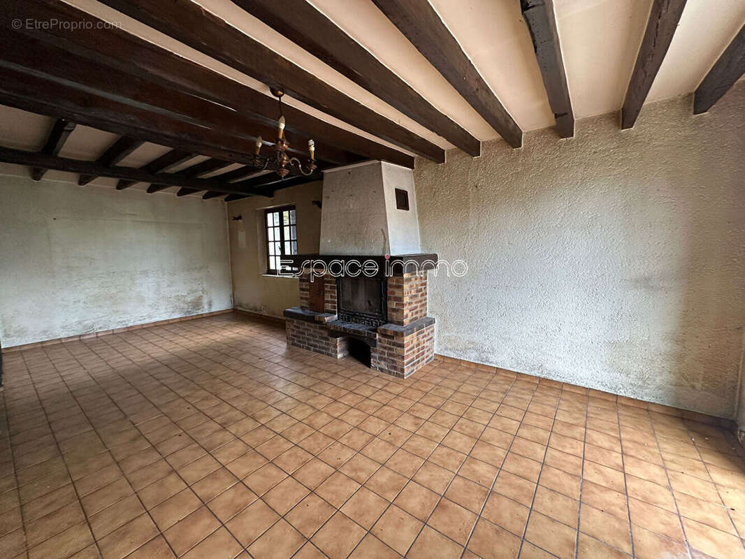 Maison à CLERES