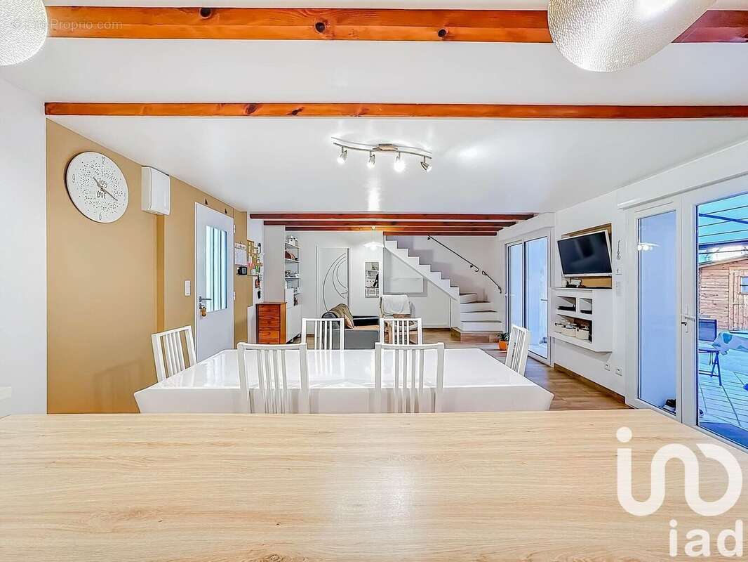 Photo 2 - Maison à ESTAGEL