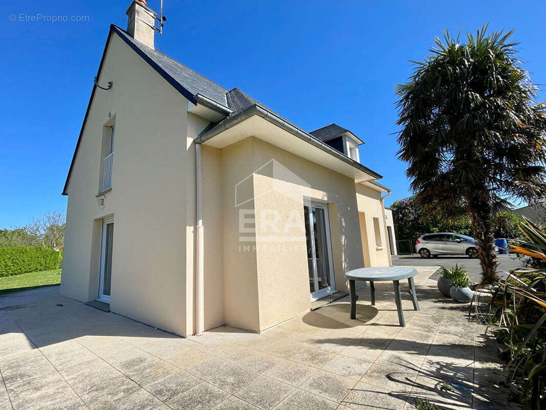 Maison à NOYERS-BOCAGE
