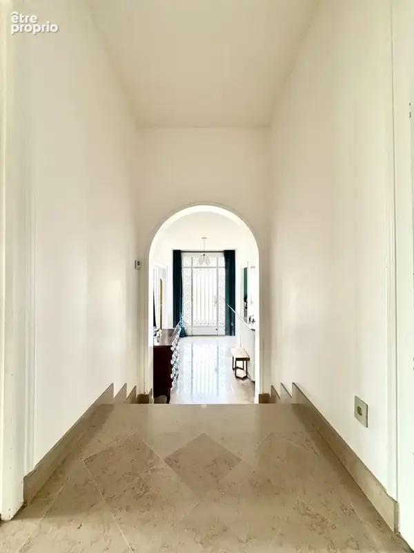 NIORT   Maison rénovée de 141 m2, 4 chambres, jardin et garage, proche des Halles et du Quai Métayer - photo 15