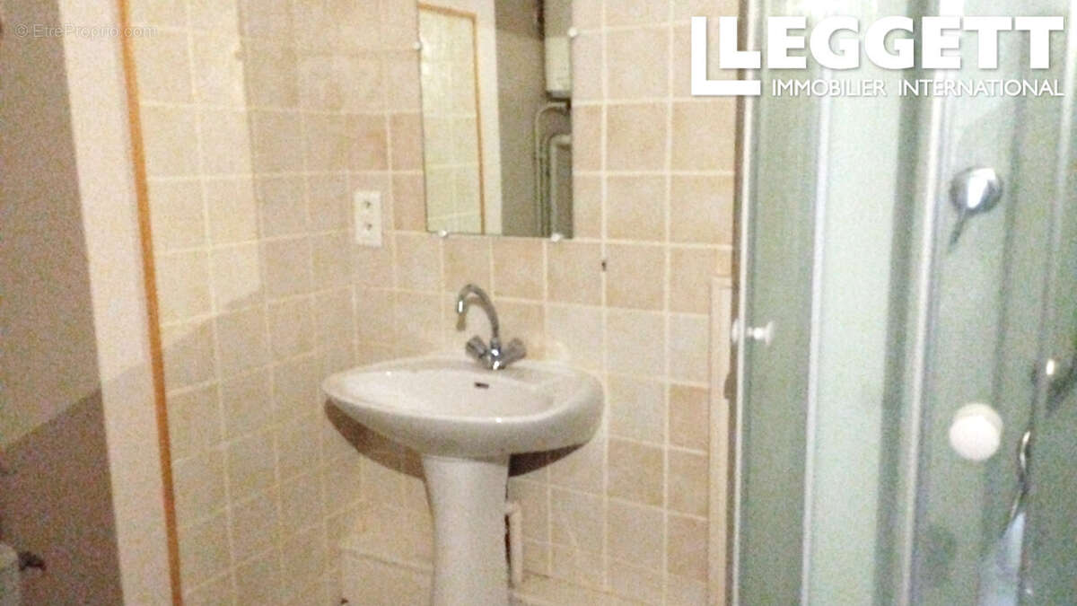 Appartement à CHALUS