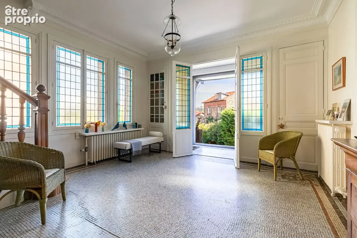 Maison 7 pièces sur un terrain de 422 m² - photo 4