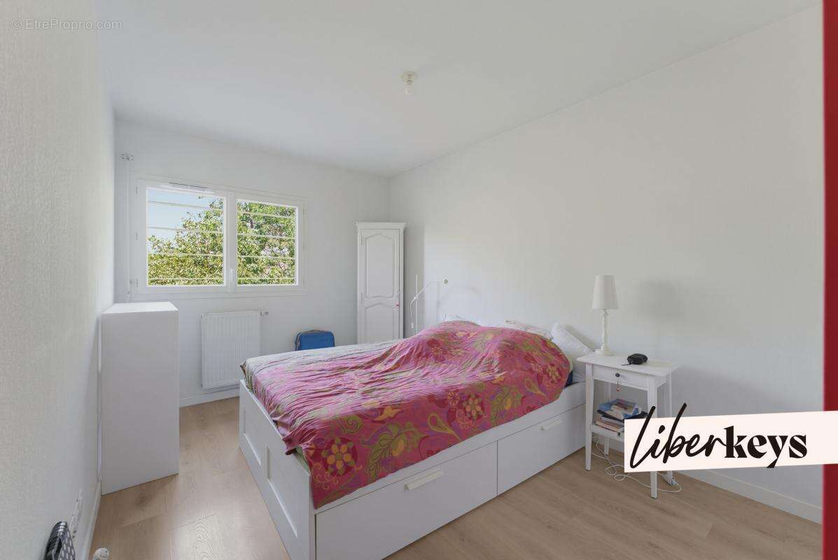 Appartement T3 I 64 m² I Terrasse I Parking sécurisé I à Cenon  - photo 5