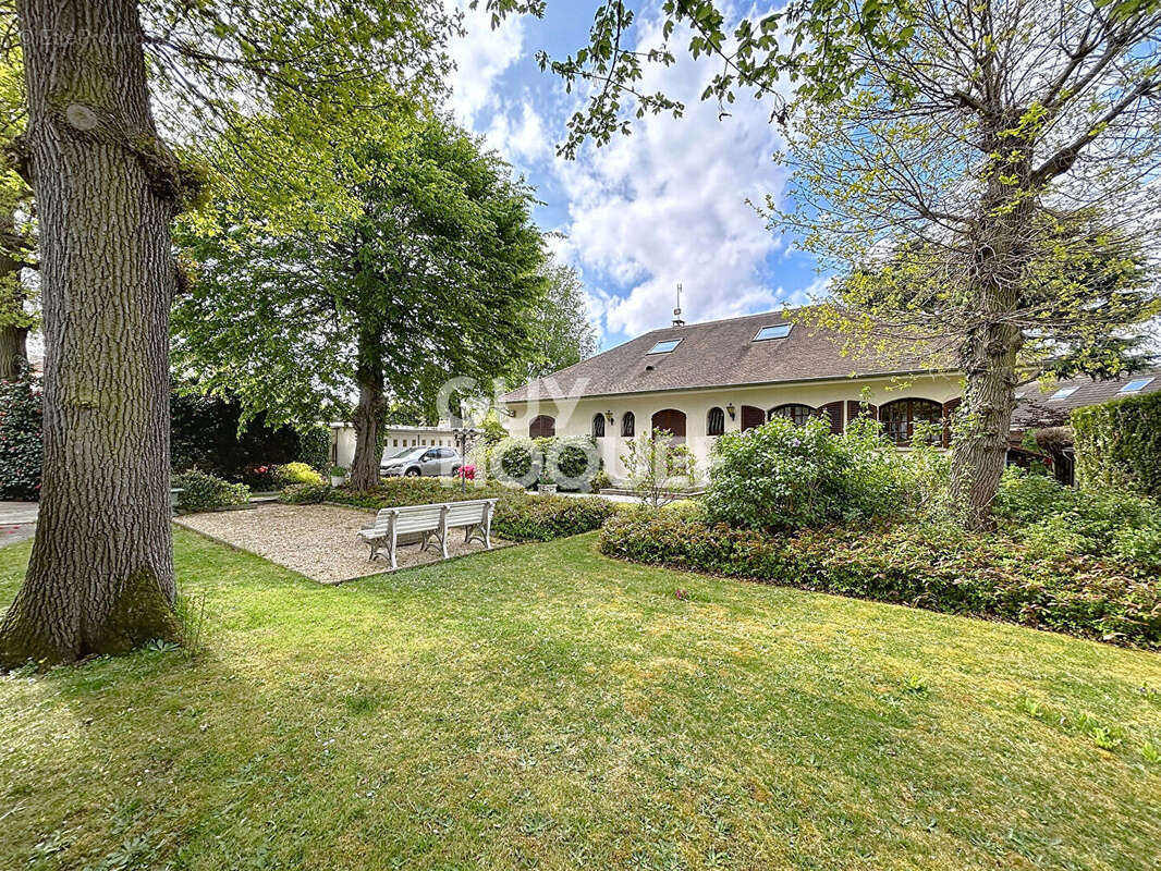 Maison à LIMEIL-BREVANNES