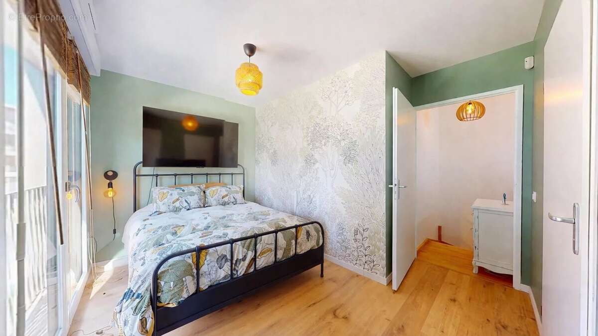 Appartement à BUSSY-SAINT-GEORGES