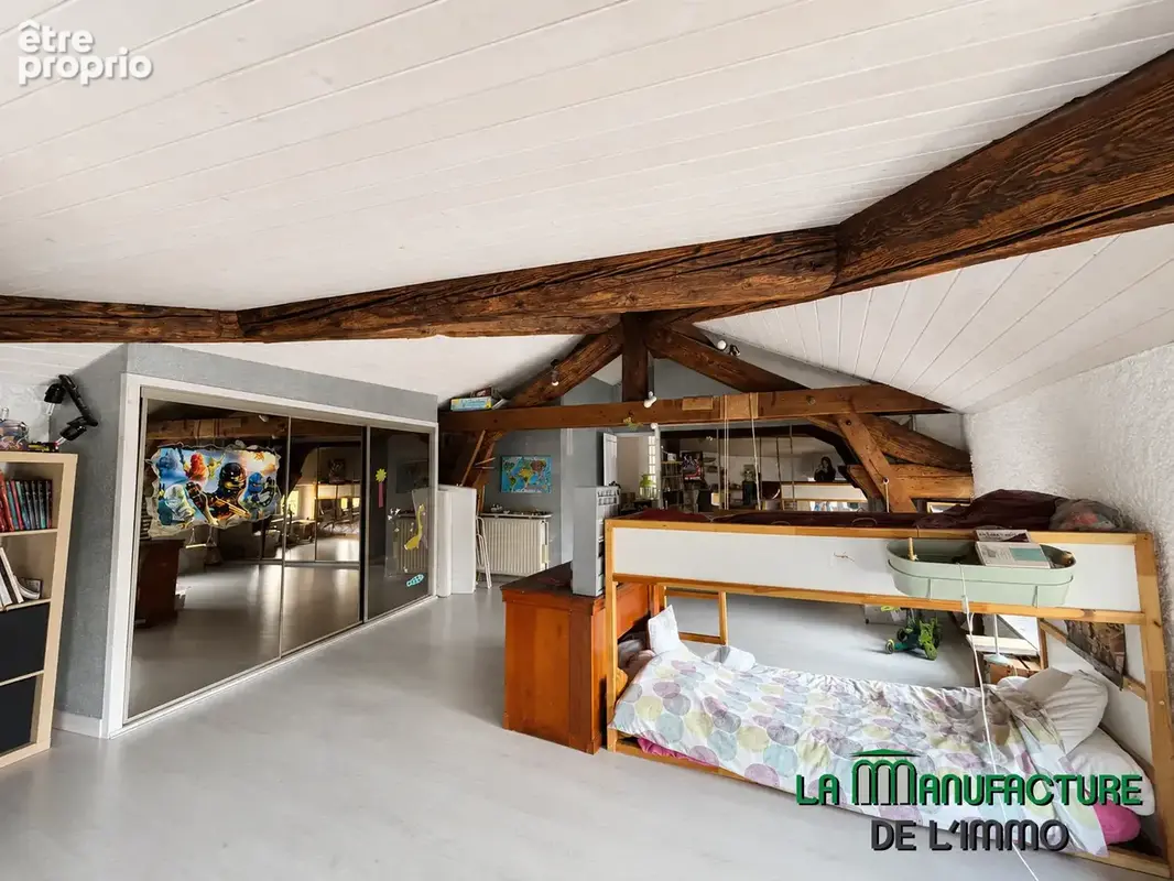 f5 172,91 m2 carrez, terrasse, garage - firminy centre-ville - ideal grande famille - photo 12