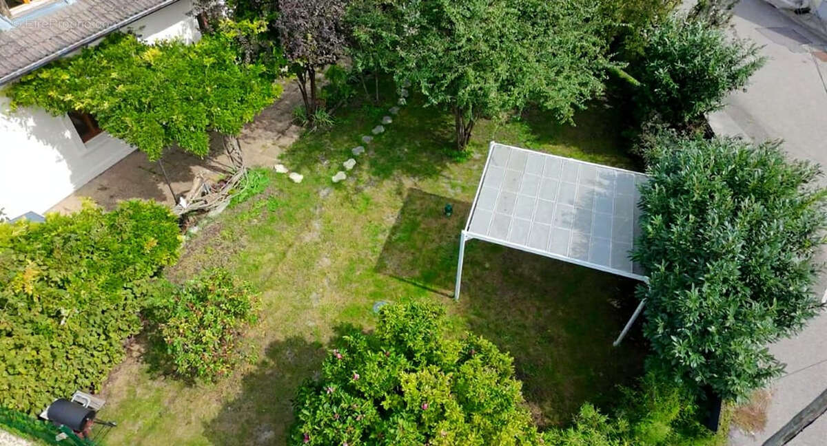 Appartement à HAUTEVILLE-SUR-FIER