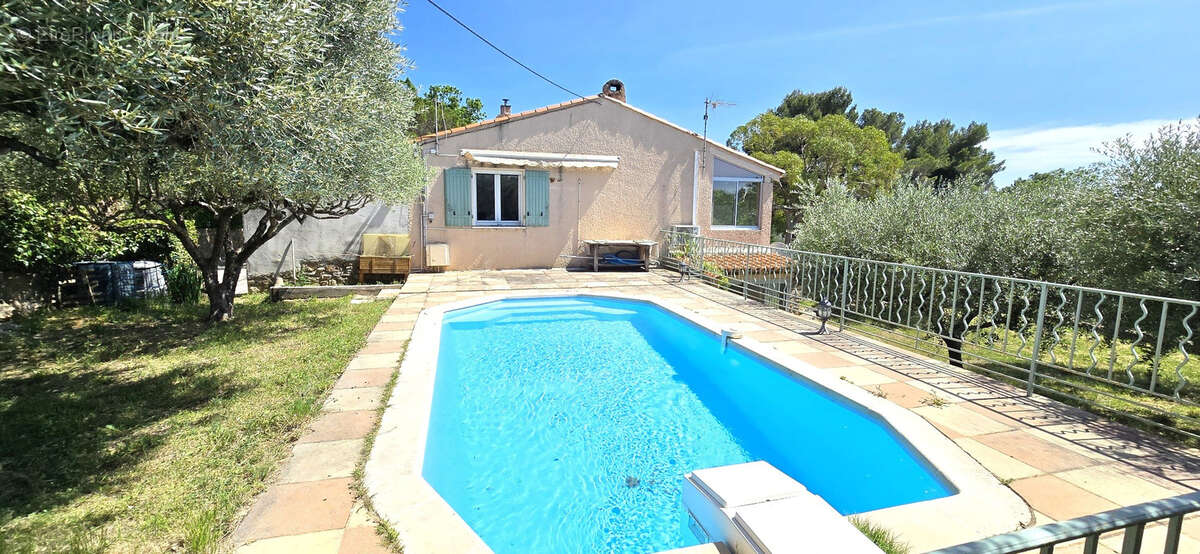 Maison à TOURTOUR