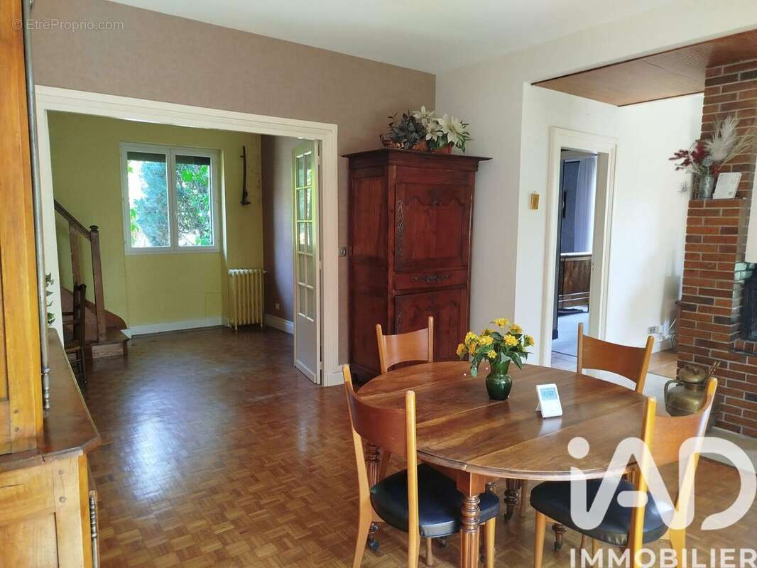 Photo 4 - Maison à MEHUN-SUR-YEVRE