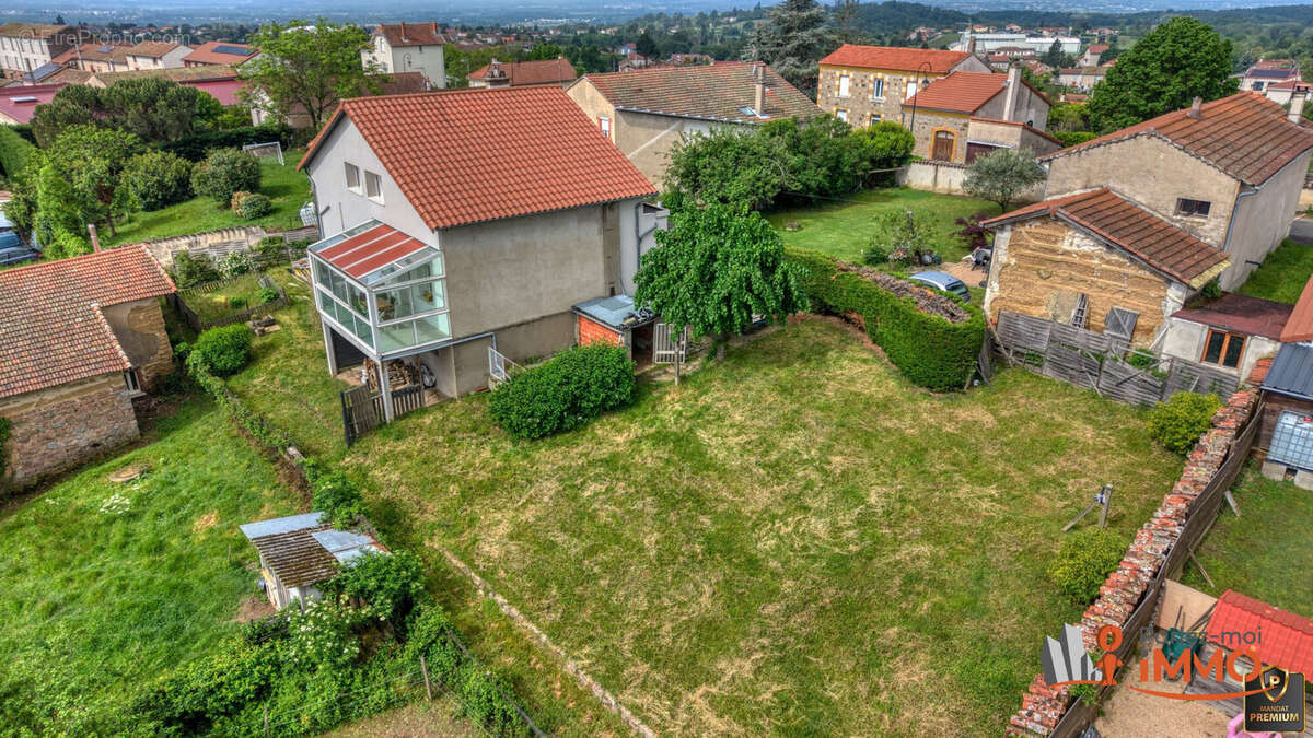Maison 130 m² à Rozier-En-Donzy  - photo 2