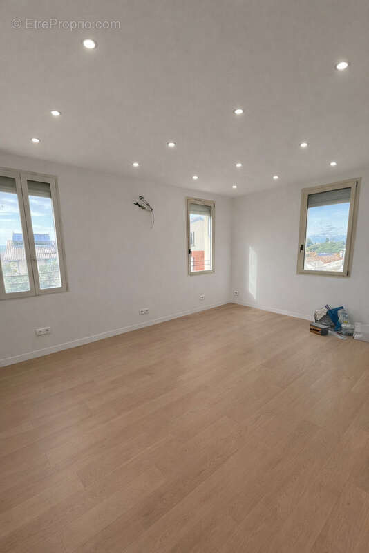 Appartement à PEROLS