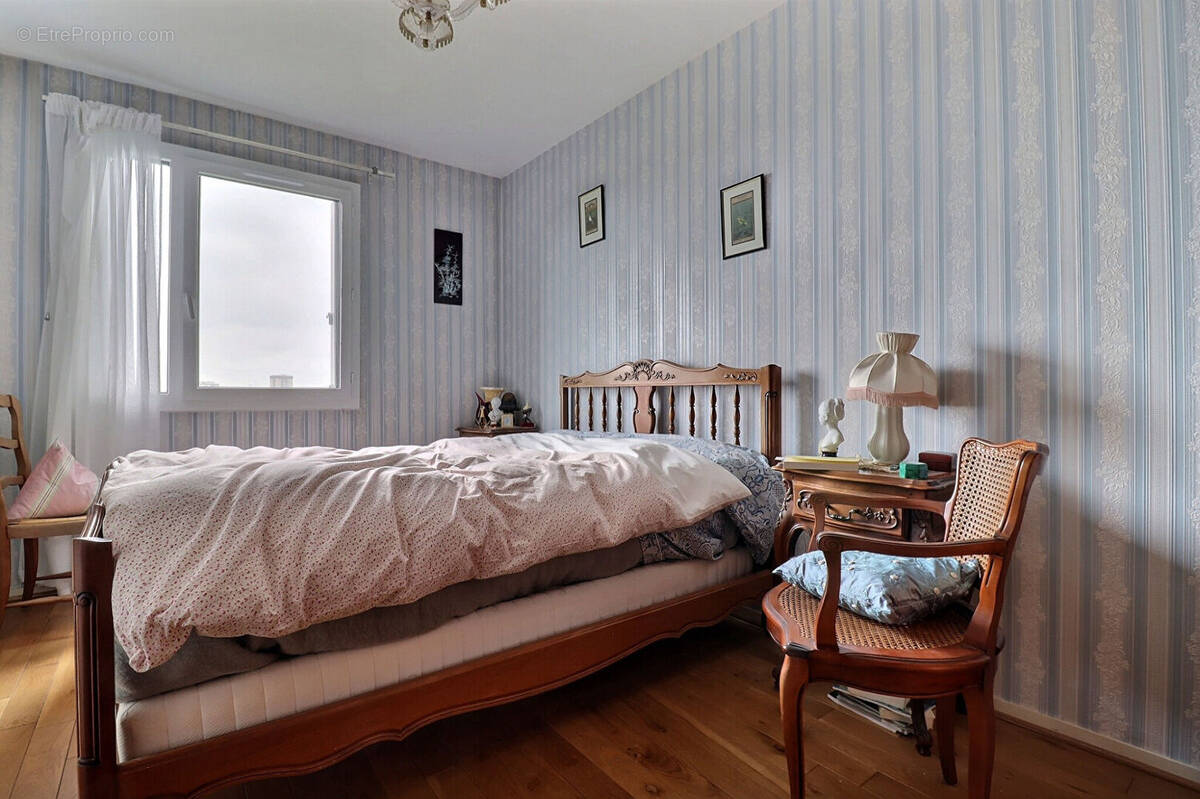 Appartement à COLOMBES