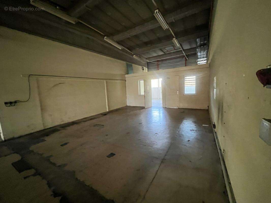 Commerce à TERGNIER