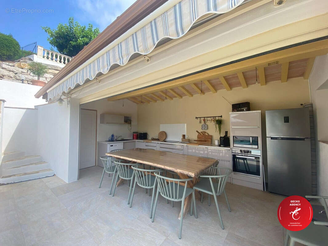Maison 216 m² à Sainte-Maxime  - photo 5