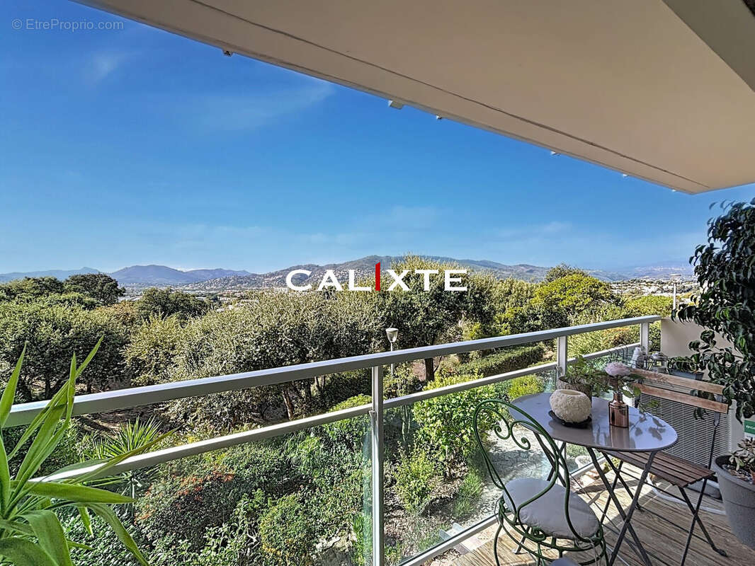 Appartement à LE CANNET