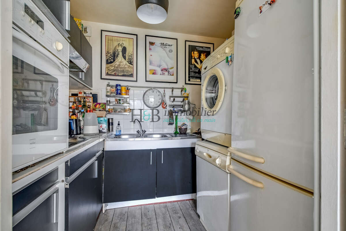 Appartement à PARIS-18E