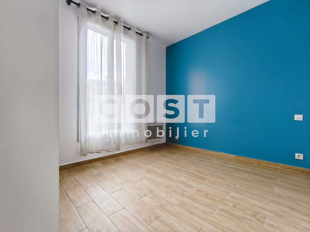 Appartement à COLOMBES
