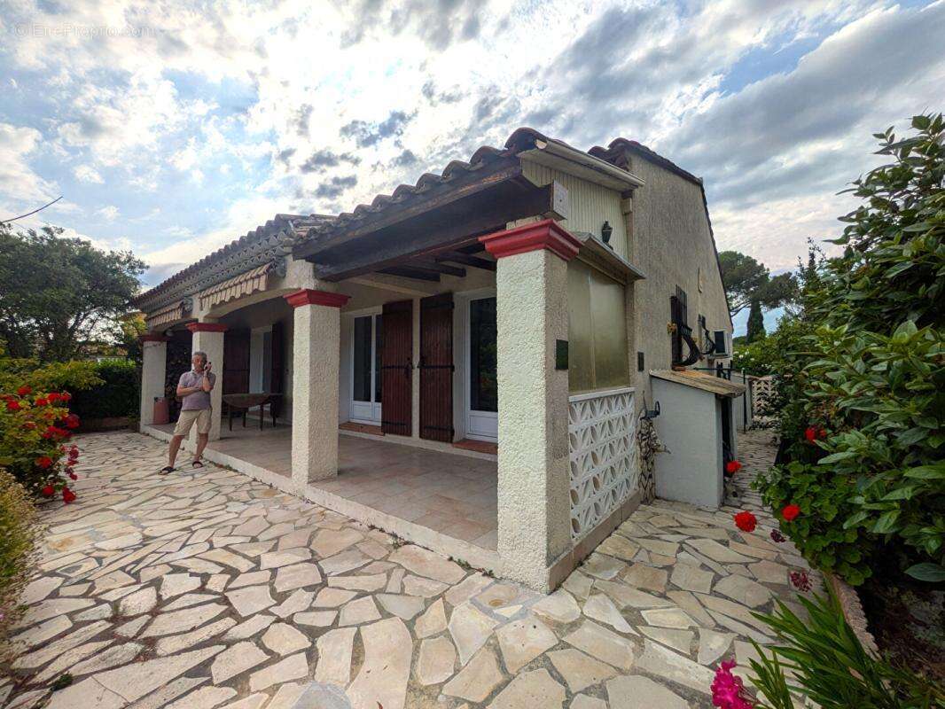 Maison à LA LONDE-LES-MAURES