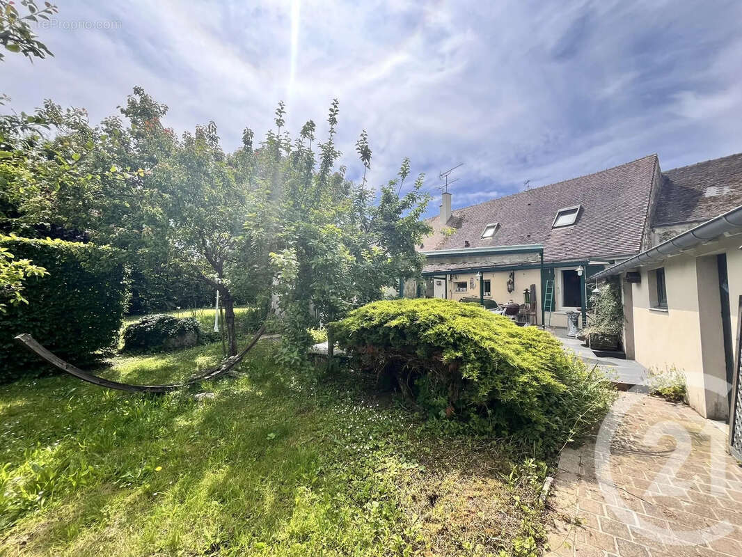 Maison 175 m² à Nangis  - photo 3