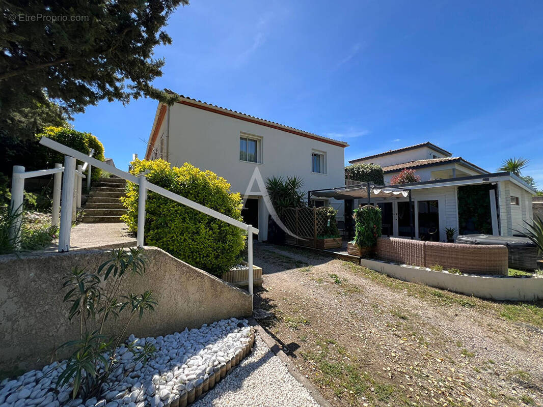 Maison à FABREGUES