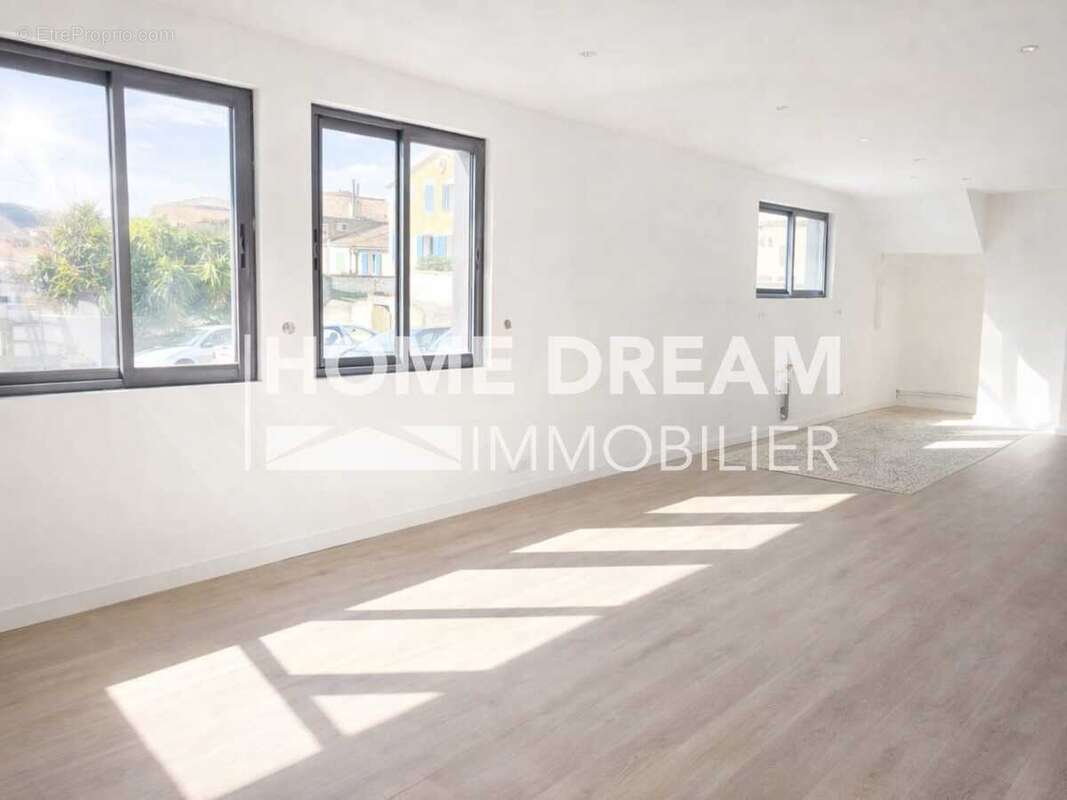 Appartement 57 m² à Toulon  - photo 4