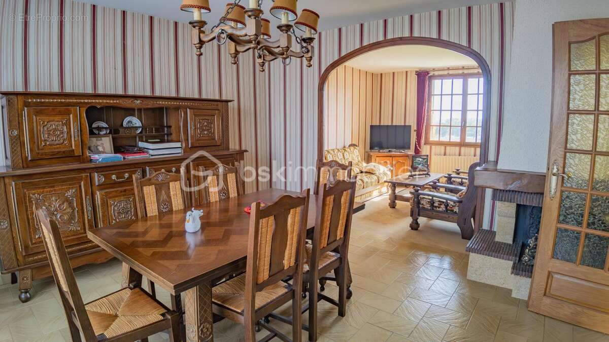 Maison à IMPHY