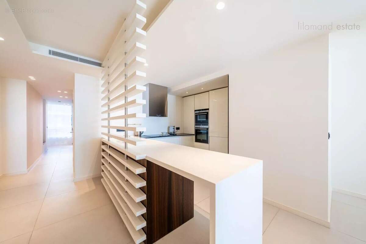 Cannes – croisette – appartement 4 pièces – terrasse – vue mer - photo 8