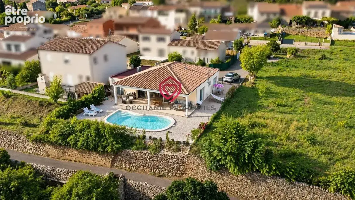 Villa récente de plain-pied avec piscine et vue sur Roquebrun - photo 5