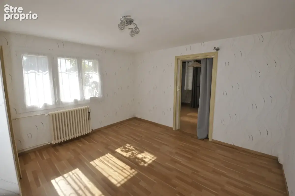 Maison au coeur de Feytiat centre en pierre - photo 16