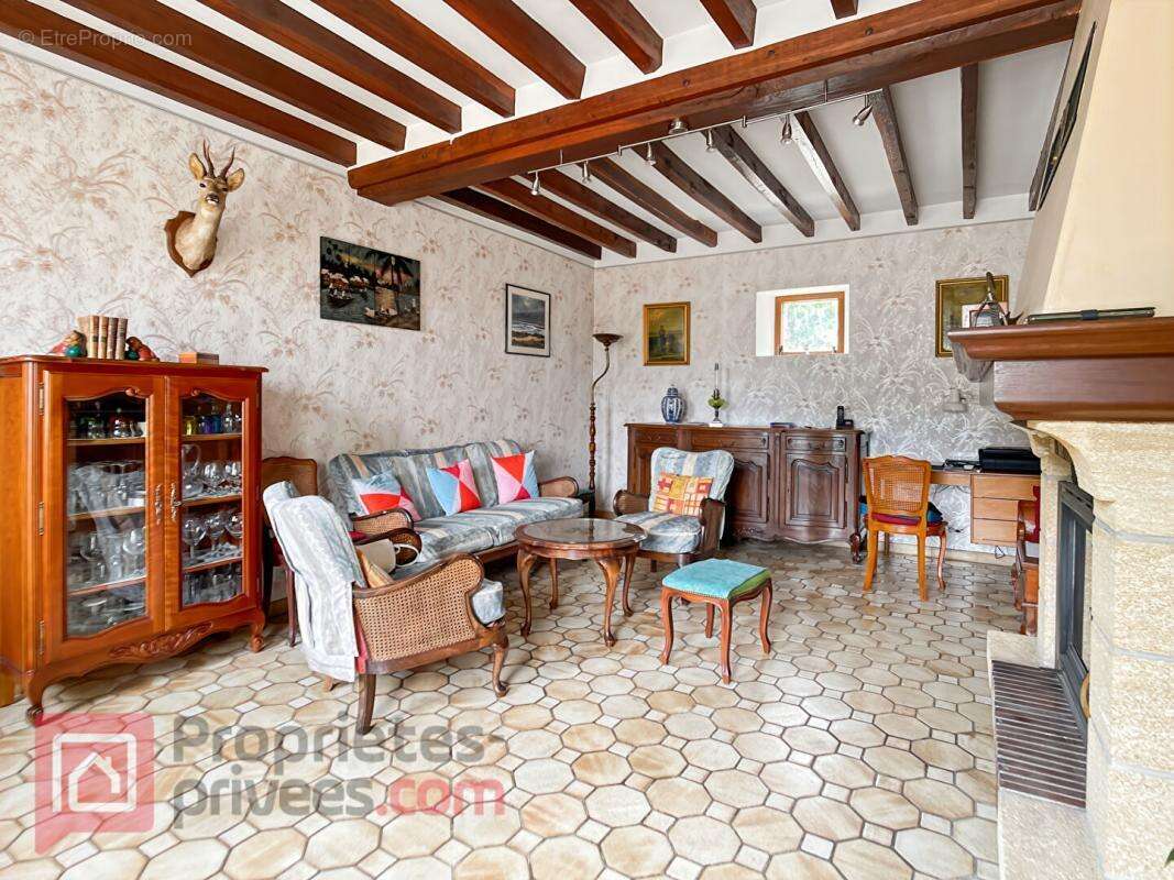 Maison Montigny La Resle 7 pièce(s) 204 m2 - photo 3