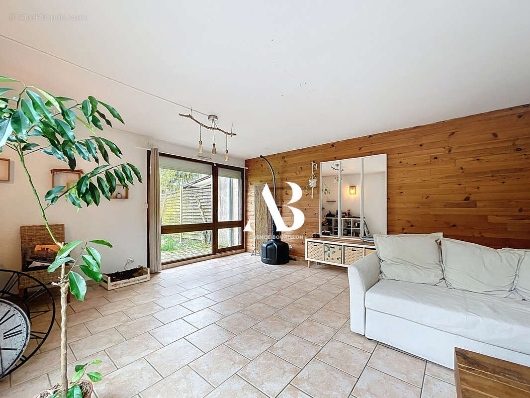 Maison à DONNEMARIE-DONTILLY