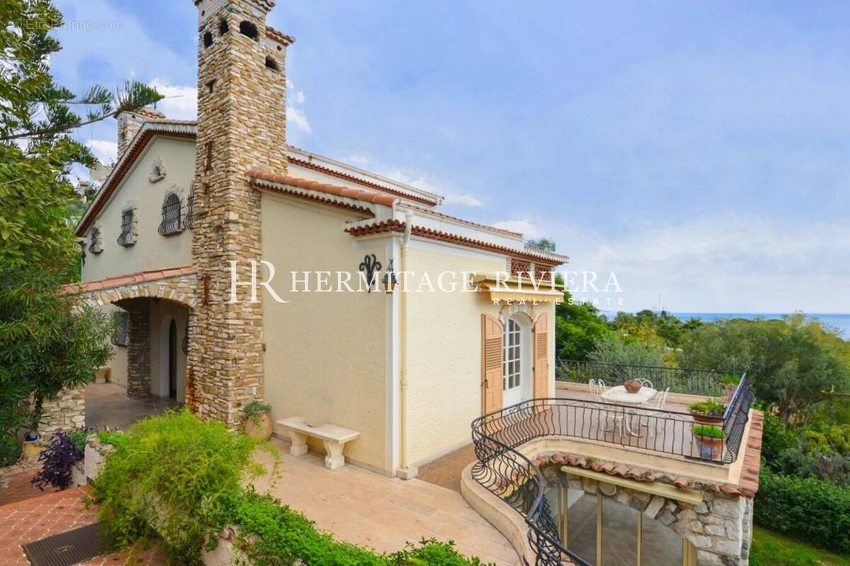 Maison à ROQUEBRUNE-CAP-MARTIN