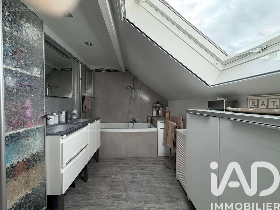Maison 114 m² à Goussainville  - photo 9