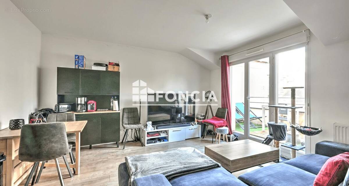 Appartement à BOIS-D'ARCY