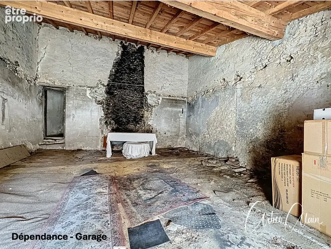 Charmante Maison de Village de 106 m² avec Jardin et Dépendance de 86 m² - photo 11