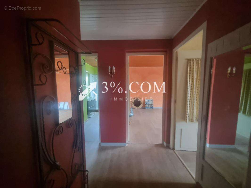 Centre ville nyons 3 pieces au 1er etage avec garage - copro - photo 2