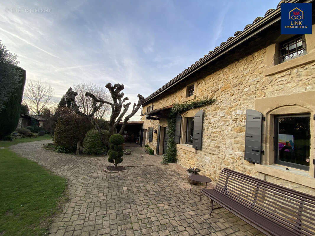 Maison à MONTVENDRE